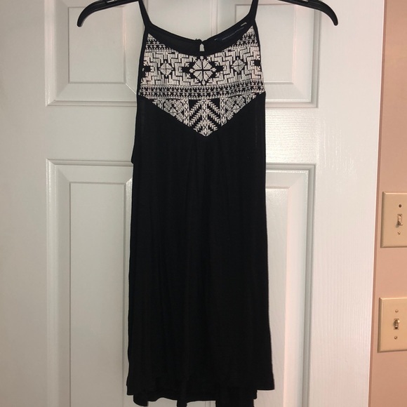 halter top - Picture 1 of 4